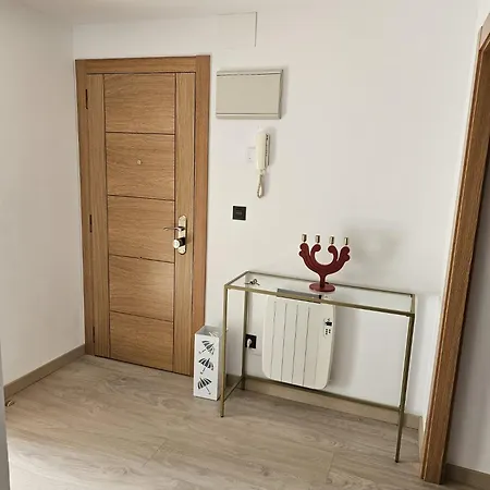 Renovado En El Corazon De Aviles, Calle Camara 70 By Bebalmy * אבילס
